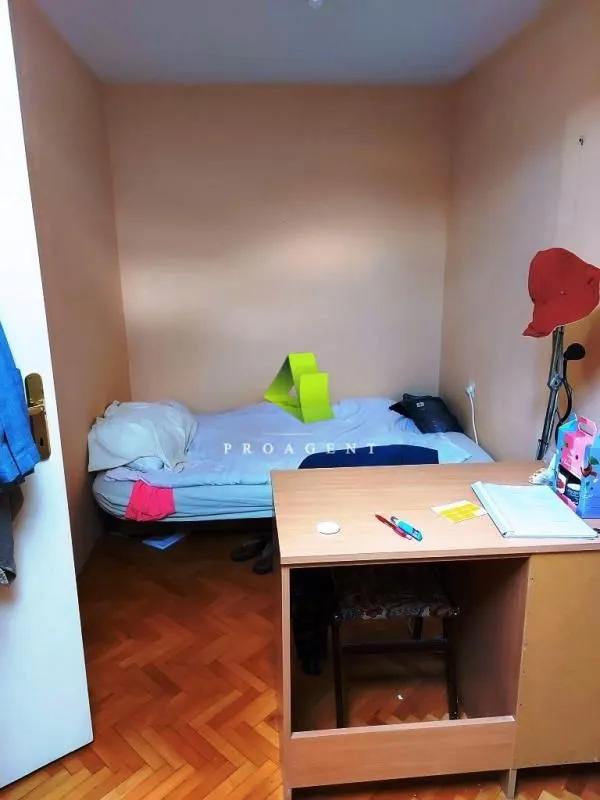 Prodaja, trosoban stan, 61m², Medijana, Niš