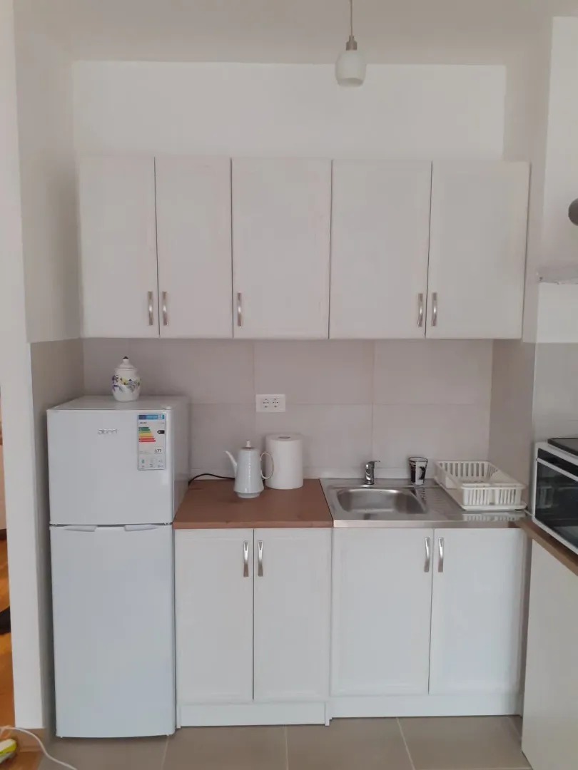 Izdavanje, garsonjera, 27m², Zagorič, Podgorica