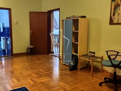 Prodaja, kuća, 221m², Jajinci, Voždovac Sve Podlokacije - image 10