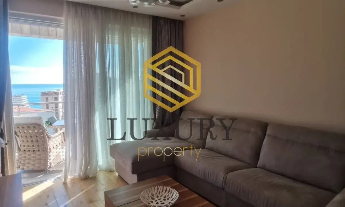 Prodaja, dvosoban stan, 70m², Bečići, Budva