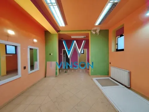Sale, office space, 33m², Bulevar Oslobodjenja, Novi Sad Sve Podlokacije