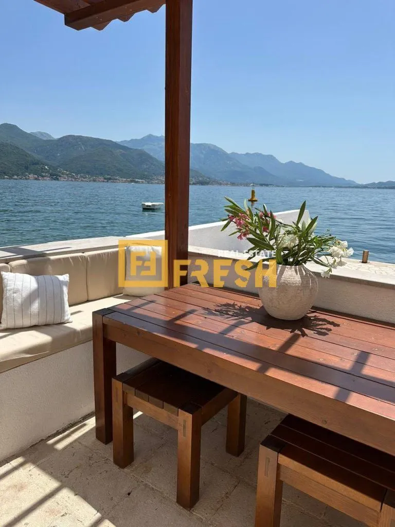 Prodaja, kuća, 126m², Herceg Novi, Crna Gora