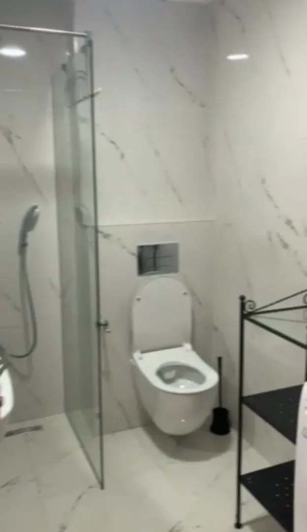 Izdavanje, jednosoban stan, 42m², Centar, Podgorica