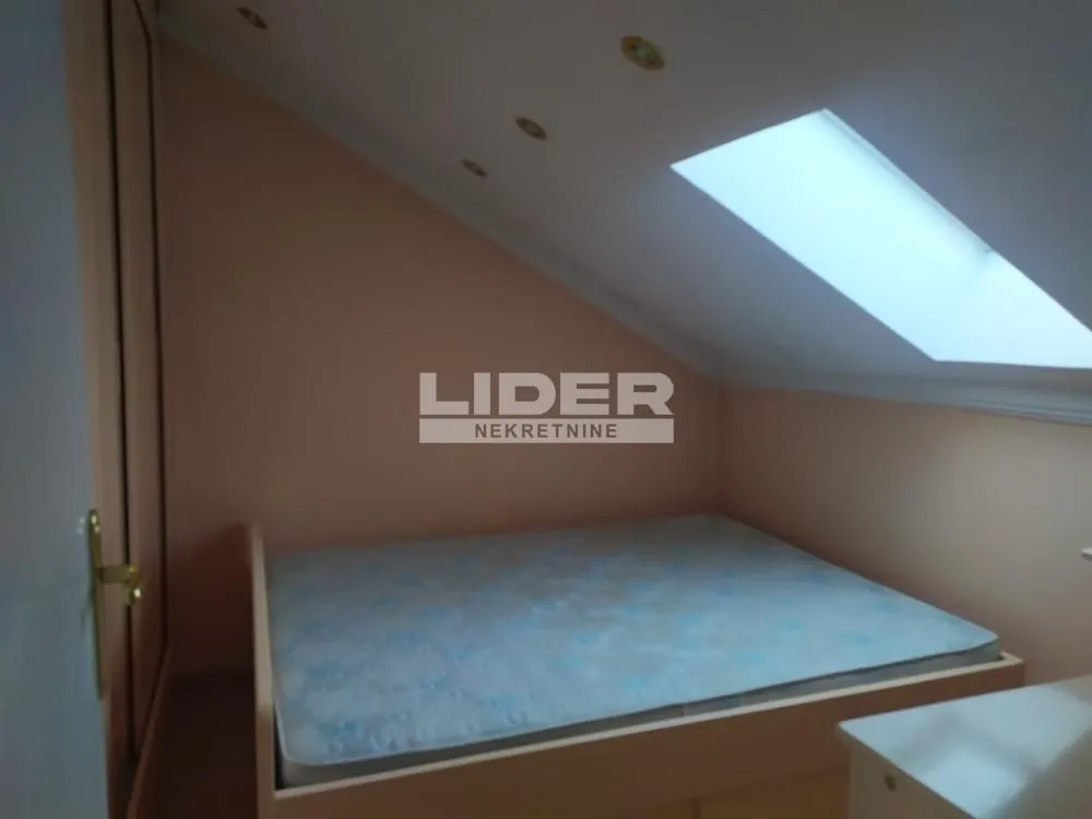 Sale, three bedroom apartment, 75m², Višnjička Banja, Palilula Sve Podlokacije
