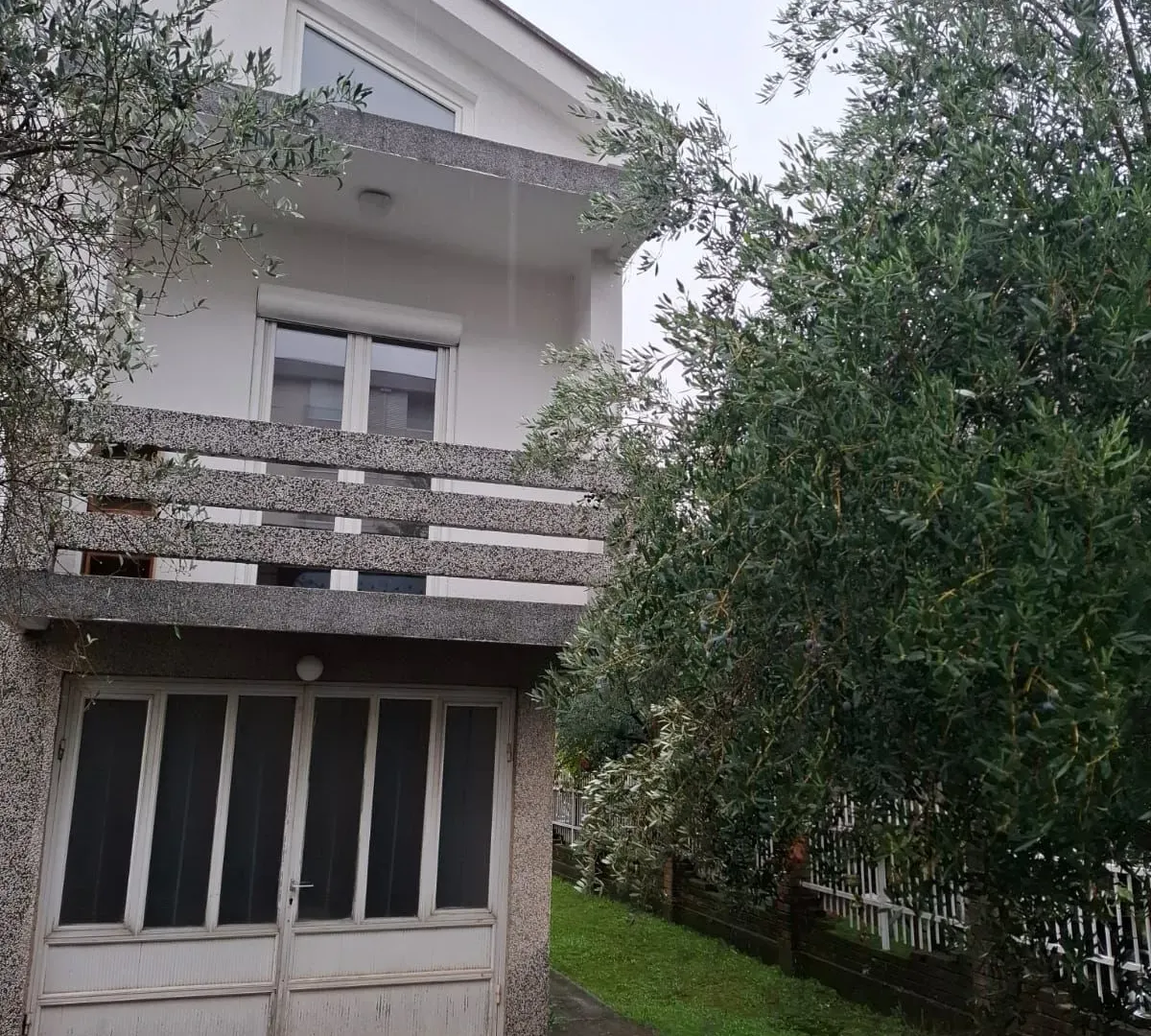 Rent, house, 300m², Stari Aerodrom, Podgorica