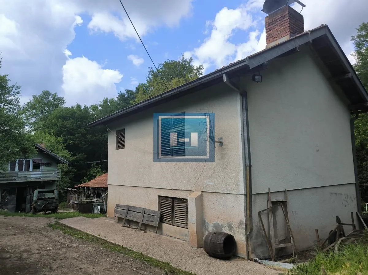 Prodaja, kuća, 300m², Senje, Ćuprija