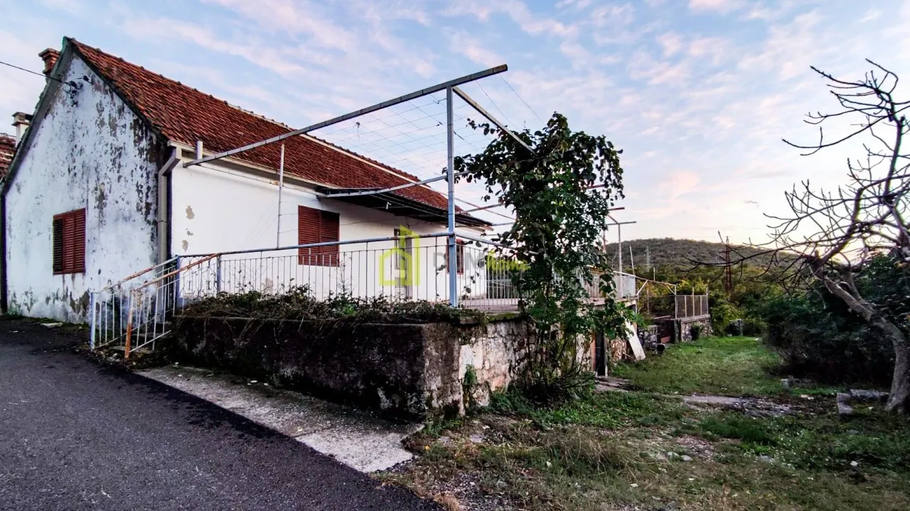 Prodaja, kuća, 120m², Podgorica, Crna Gora