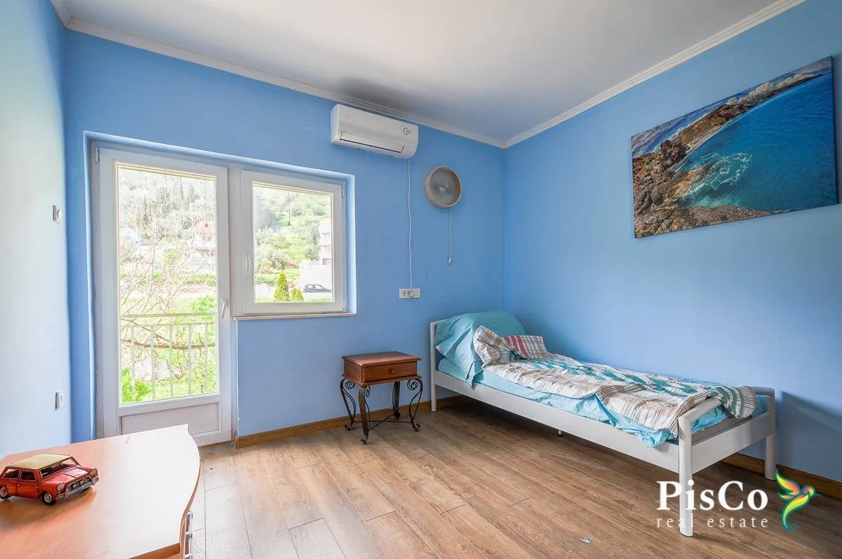 Prodaja, kuća, 181m², Herceg Novi, Crna Gora
