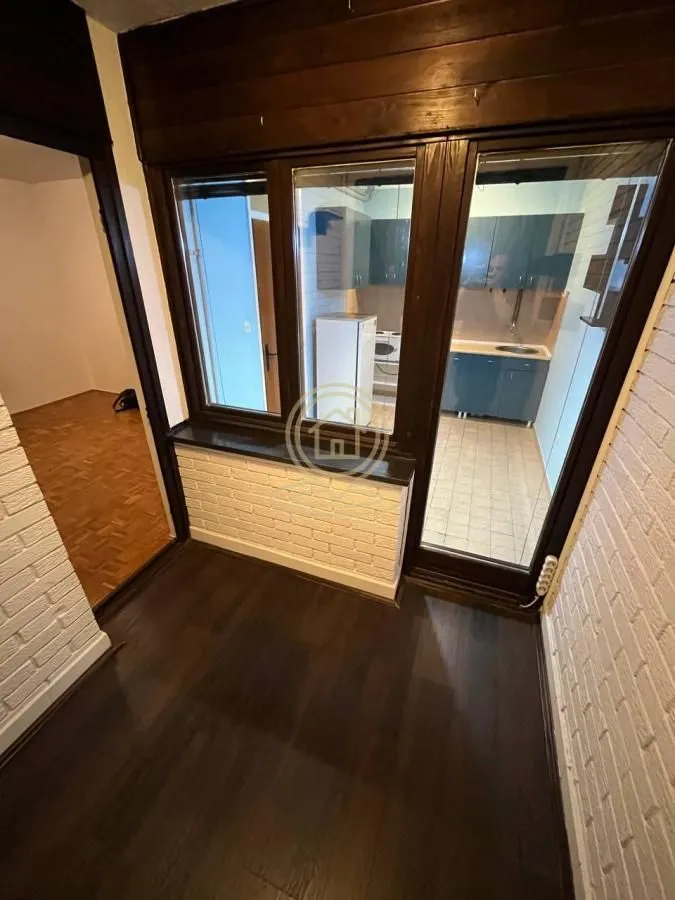 Prodaja, jednosoban stan, 36m², Erdoglija, Kragujevac