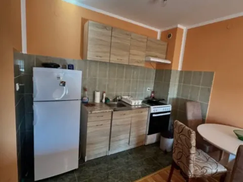 Izdavanje, jednosoban stan, 43m², City Kvart, Podgorica - image 6