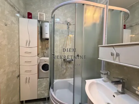 Izdavanje, jednosoban stan, 40m², Stari Aerodrom, Podgorica - image 6