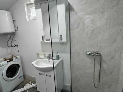 Izdavanje, trosoban stan, 55m², Voždovac Sve Podlokacije, Beograd - image 14