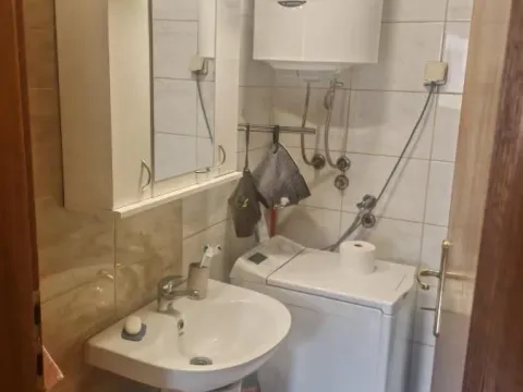 Prodaja, jednosoban stan, 40m², Sajmište, Novi Sad - image 9