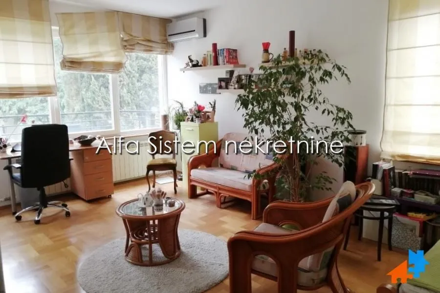 Rent, house, 400m², Voždovac Sve Podlokacije, Beograd