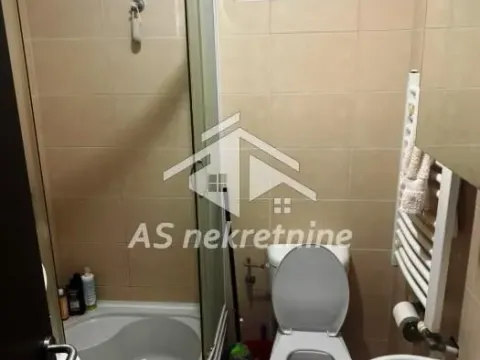 Izdavanje, stan, 40m², Denkova Basta, Zvezdara Sve Podlokacije - image 13