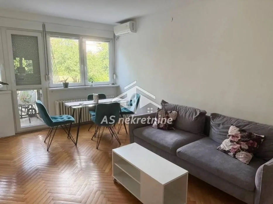 Rent, two bedroom apartment, 50m², Stari Merkator, Novi Beograd Sve Podlokacije
