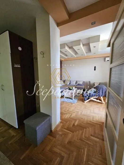 Prodaja, stan, 39m², Šarengrad, Novi Sad Sve Podlokacije