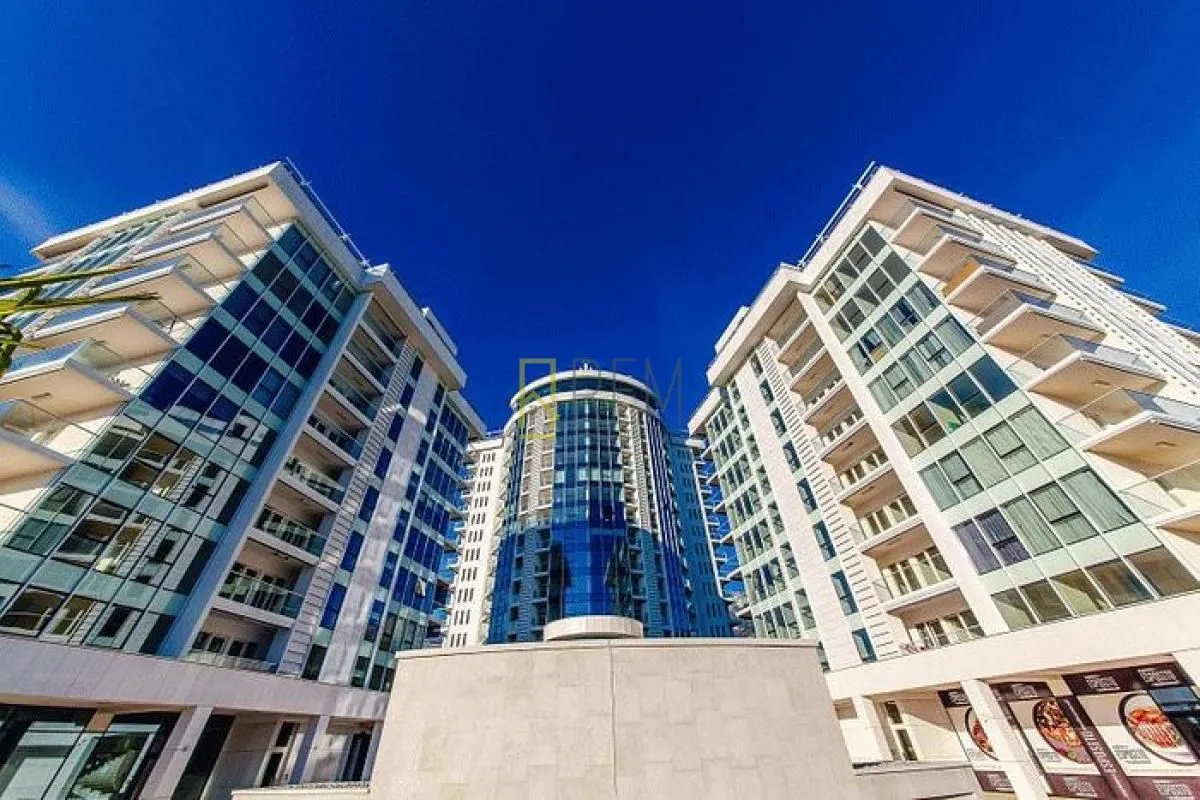 Prodaja, dvosoban stan, 77m², Budva, Crna Gora