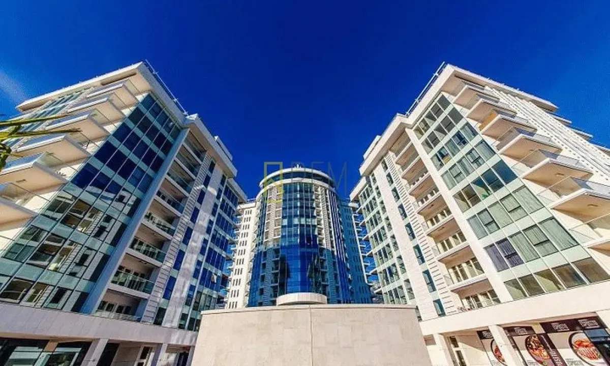 Prodaja, dvosoban stan, 77m², Budva, Crna Gora