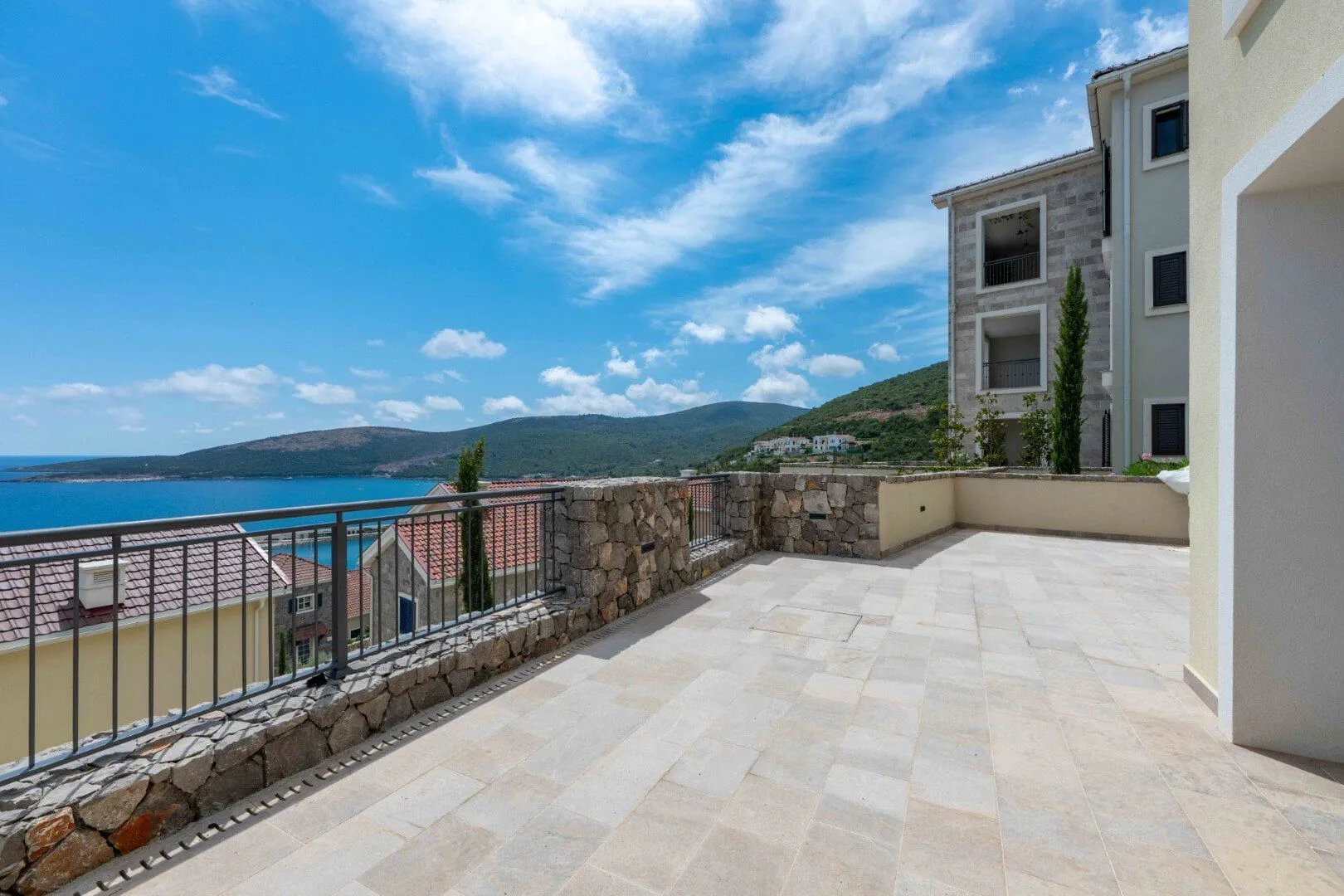 Sale, one bedroom apartment, 74m², Luštica Bay, Tivat
