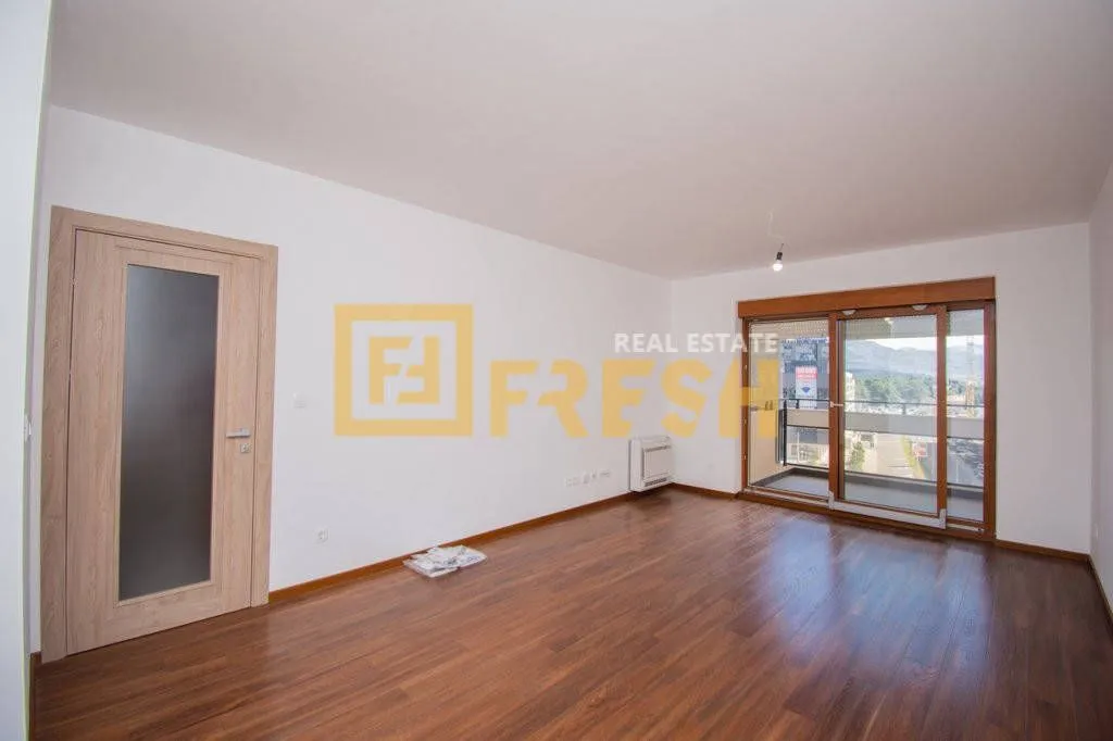 Rent, three bedroom apartment, 95m², Master Kvart, Podgorica