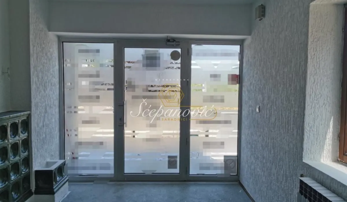 Rent, office space, 300m², Salajka, Novi Sad Sve Podlokacije