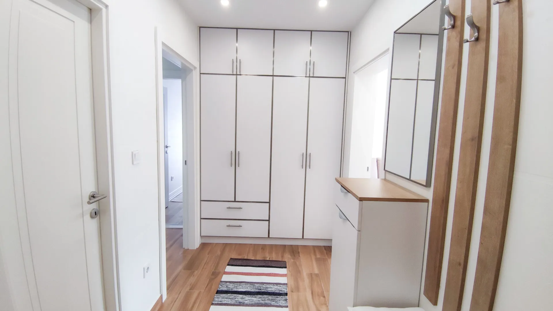 Rent, two bedroom apartment, 86m², Centar, Podgorica