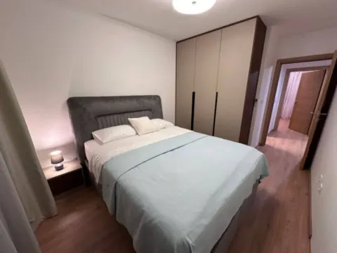 Prodaja, jednosoban stan, 61m², Centar, Budva - image 11