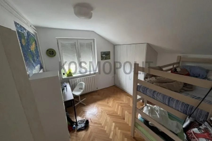 Prodaja, četvorosoban stan, 110m², Bele Vode, Beograd
