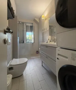 Prodaja, četvorosoban stan, 68m², Centar, Podgorica - image 11