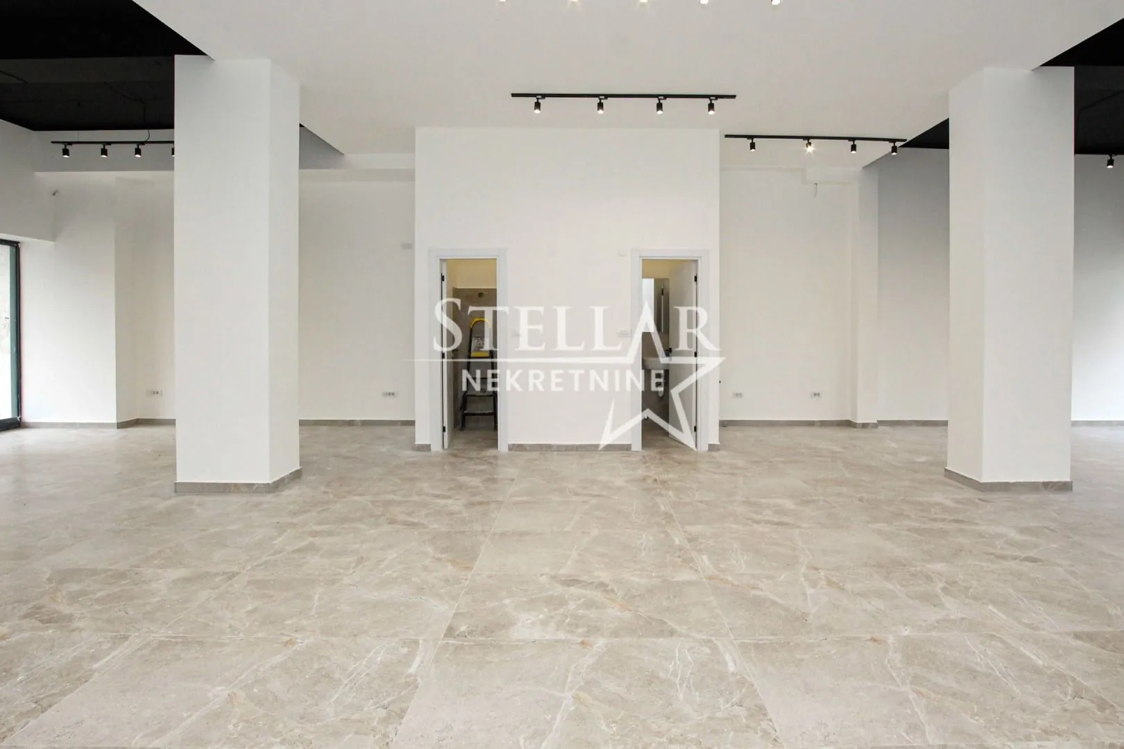 Rent, office space, 117m², Pobrežje, Podgorica