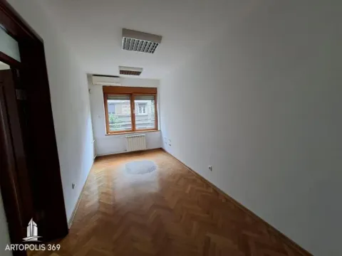 Rent, office space, 58m², Kalenić Pijaca, Vračar Sve Podlokacije - image 10