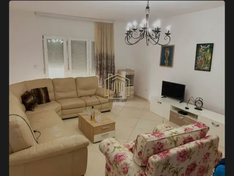 Prodaja, kuća, 226m², Jastreb, Danilovgrad - image 5