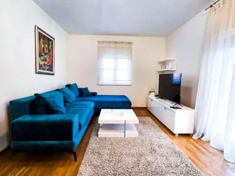 Izdavanje, dvosoban stan, 68m², City Kvart, Podgorica - image 1