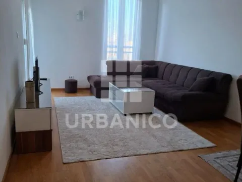 Izdavanje, jednosoban stan, 50m², Stari Aerodrom, Podgorica - image 1