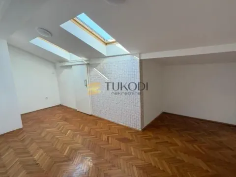 Sale, four bedroom apartment, 120m², Stari grad, Novi Sad - image 18