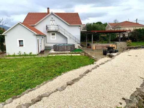 Sale, house, 250m², Radovići, Tivat - image 7