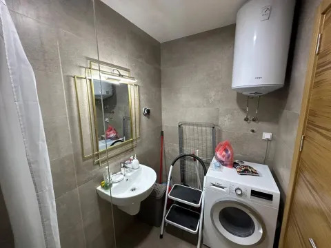 Sale, one bedroom apartment, 45m², Bečići, Budva - image 19