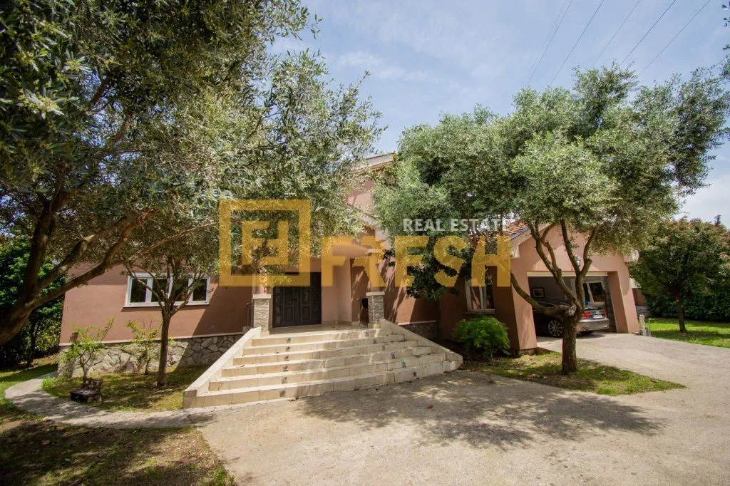 Rent, house, 330m², Zeta, Podgorica