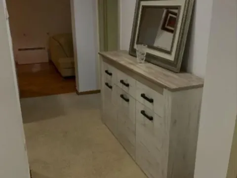 Izdavanje, dvosoban stan, 68m², Tivat, Crna Gora - image 8