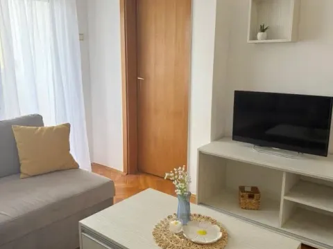 Rent, one bedroom apartment, 35m², Adamovićevo Naselje, Novi Sad Sve Podlokacije - image 4