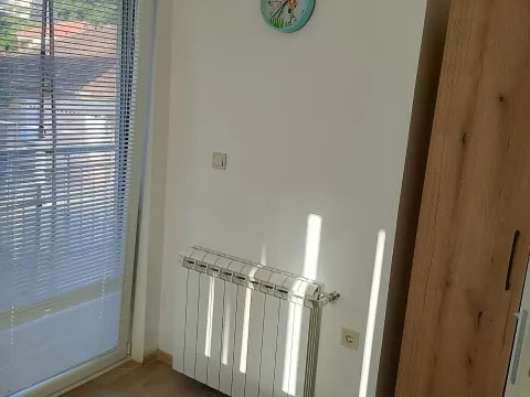 Izdavanje, dvosoban stan, 60m², Zelenika, Herceg Novi - image 6