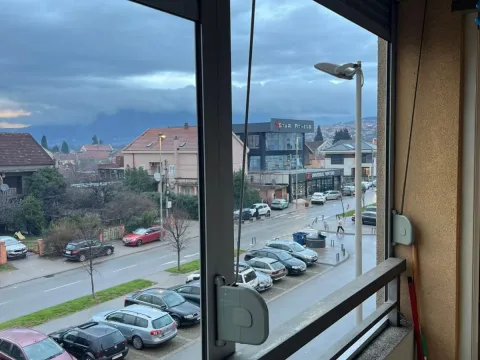 Izdavanje, jednosoban stan, 44m², Stari Aerodrom, Podgorica - image 9