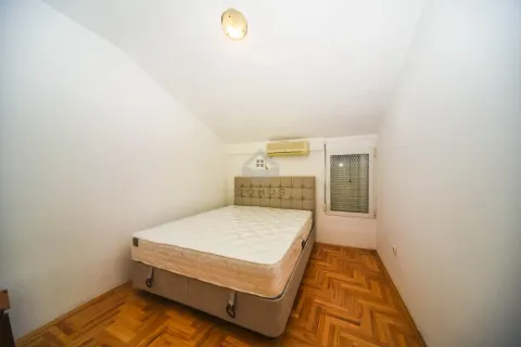 Prodaja, jednosoban stan, 52m², Stari Aerodrom, Podgorica - image 5