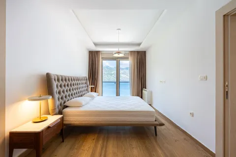 Prodaja, kuća, 146m², Kostanjica, Kotor - image 8