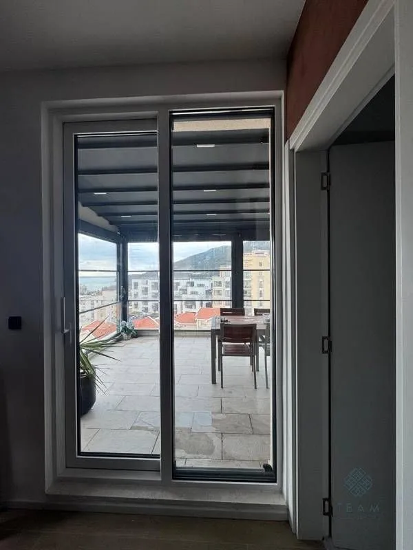 Sale, two bedroom apartment, 200m², Ivanovići, Budva