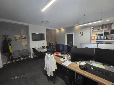 Izdavanje, poslovni prostor, 36m², Ljubović, Podgorica - image 3