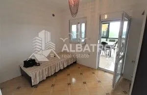 Rent, three bedroom apartment, 150m², Sutomore, Bar