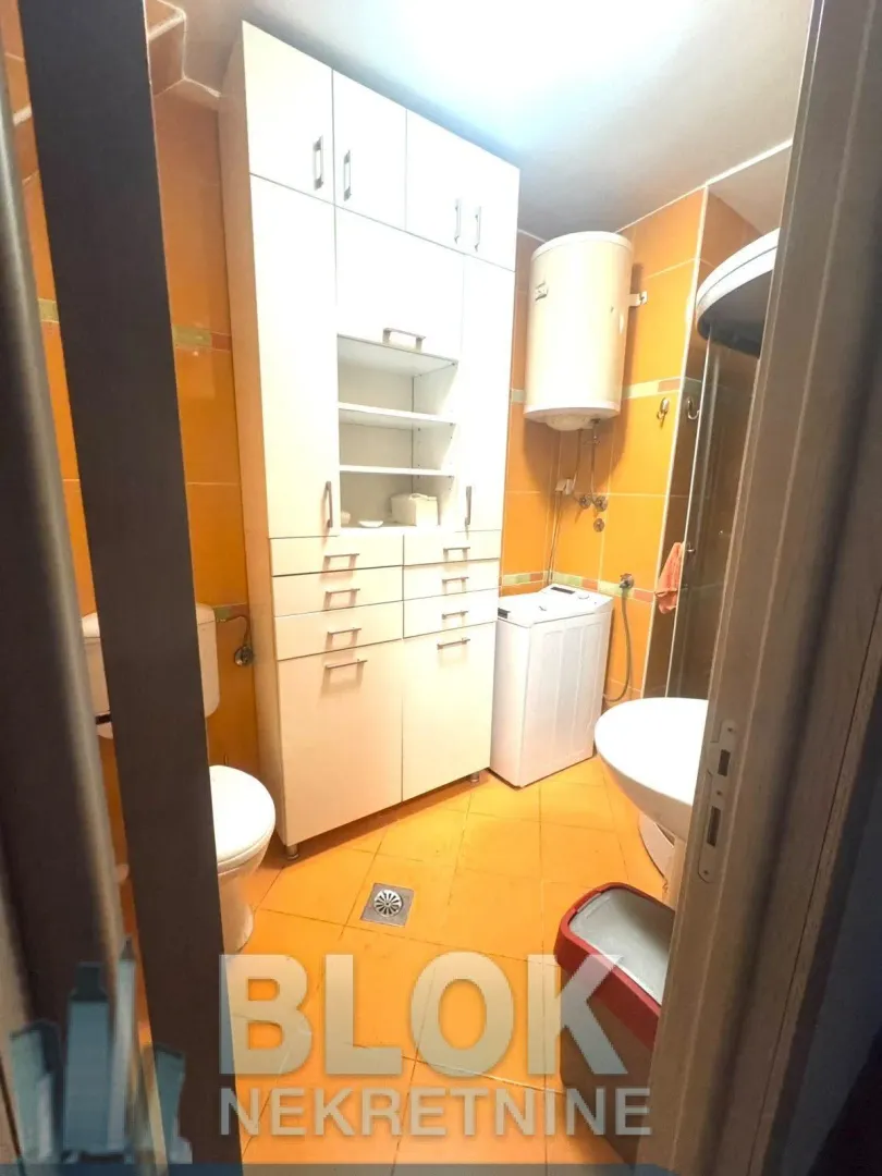 Izdavanje, dvosoban stan, 90m², Preko Morače, Podgorica