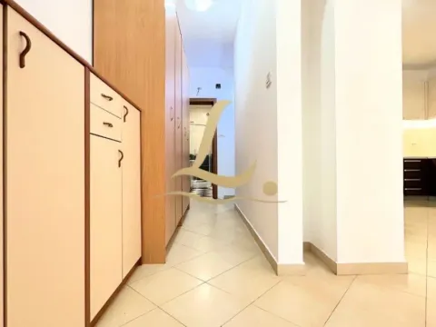 Izdavanje, jednosoban stan, 65m², Dalmatinska ulica, Podgorica - image 5